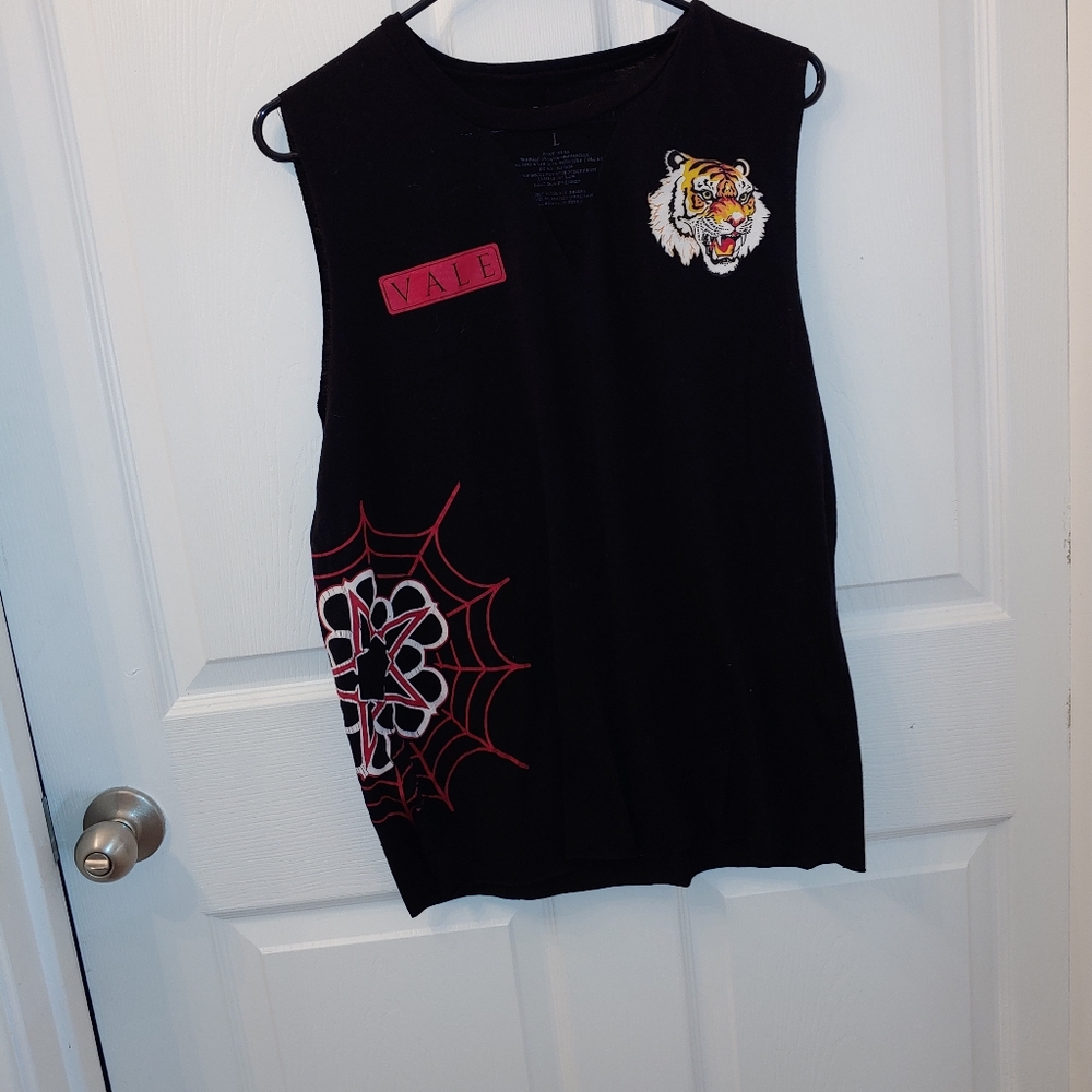 Black veil brides band shirt